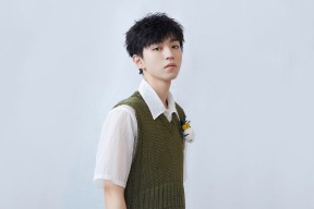 开云·体育官网-张伟丽复出战引全网关注期待，张伟丽专访视频