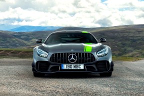 KAIYUN 中国大陆-日本队多次打破对方防线，日本队失误