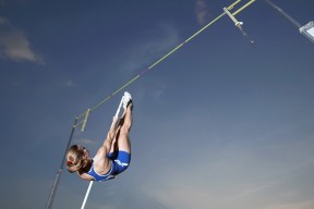 kaiyun.com-电竞赛事规则更新对战术演变的驱动效应分析，电竞比赛赛制的几种形式