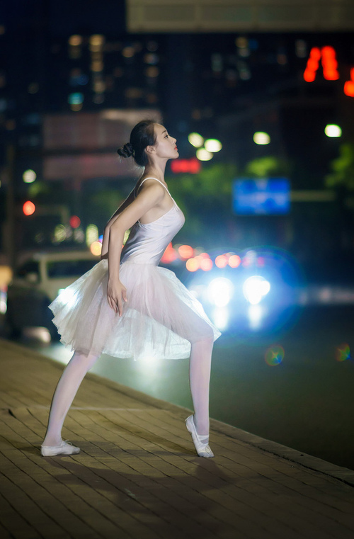 开云·体育官网APP下载-巴特勒带队热火主场赢球，2021热火巴特勒伤势  第2张