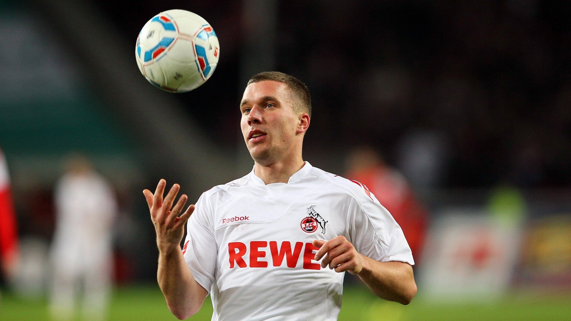 kaiyun体育综合-体育赛事直播观众体验优化策略,现场观看体育赛事的优点 第5张 kaiyun体育综合-体育赛事直播观众体验优化策略,现场观看体育赛事的优点 第5张